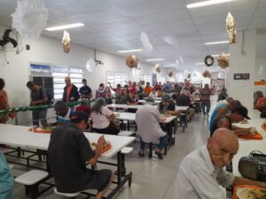Unidades do Bom Prato do Grande ABCD celebram a Páscoa com almoço especial nesta quinta-feira